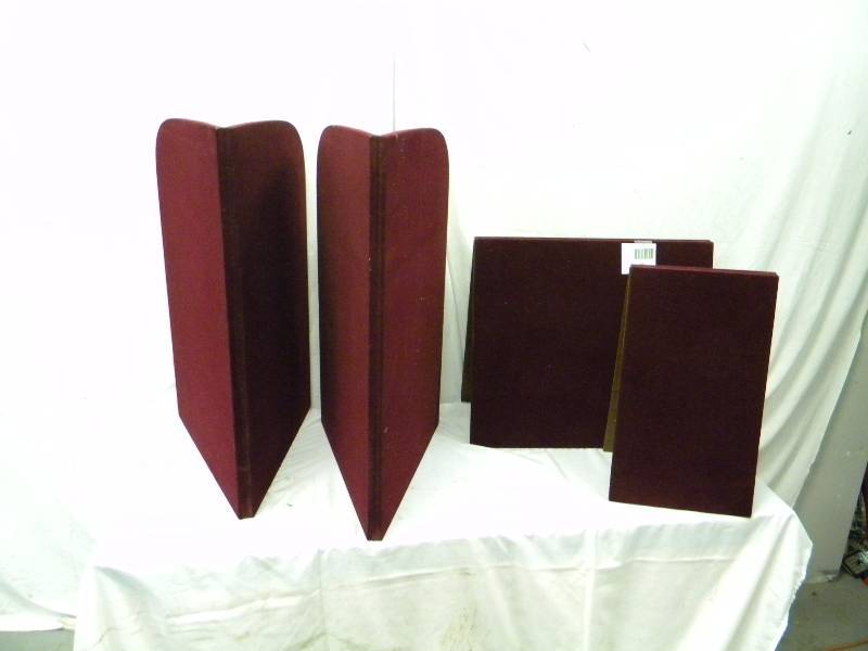 lot 232 image: Table Pads