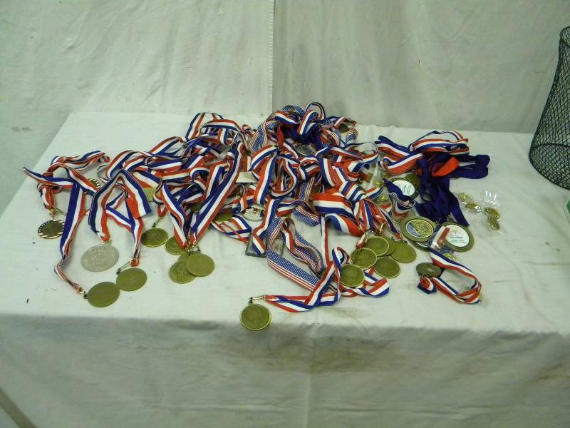 lot 283 image: Lot of Medals