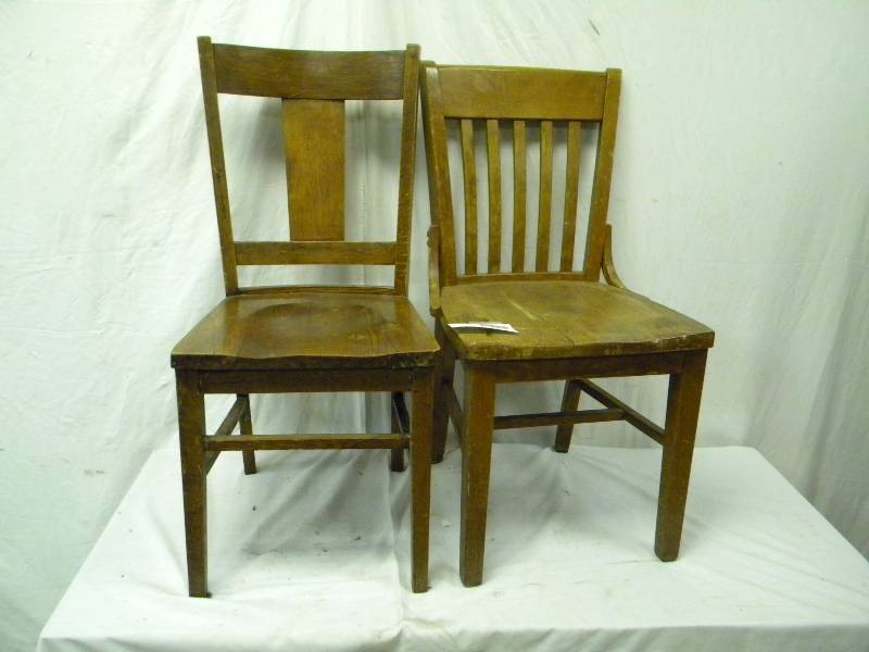 lot 285 image: 2 Wood Chairs