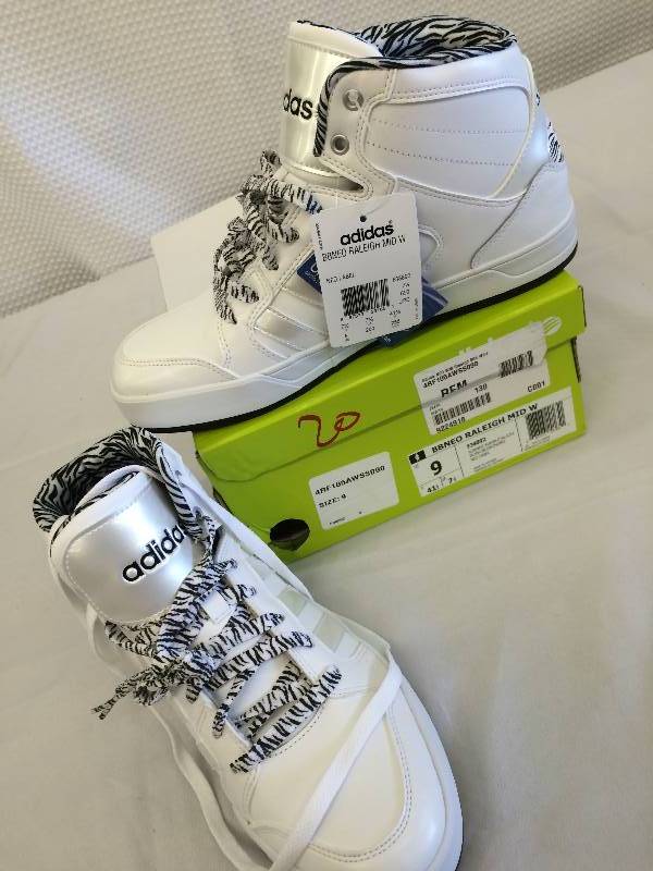 womens adidas shoes size 9