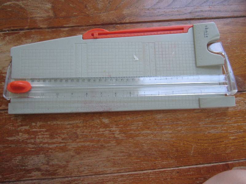 mini tonic studios paper cutter ...