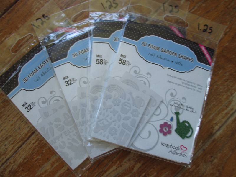 4 3D foam shapes self adhesive whit...