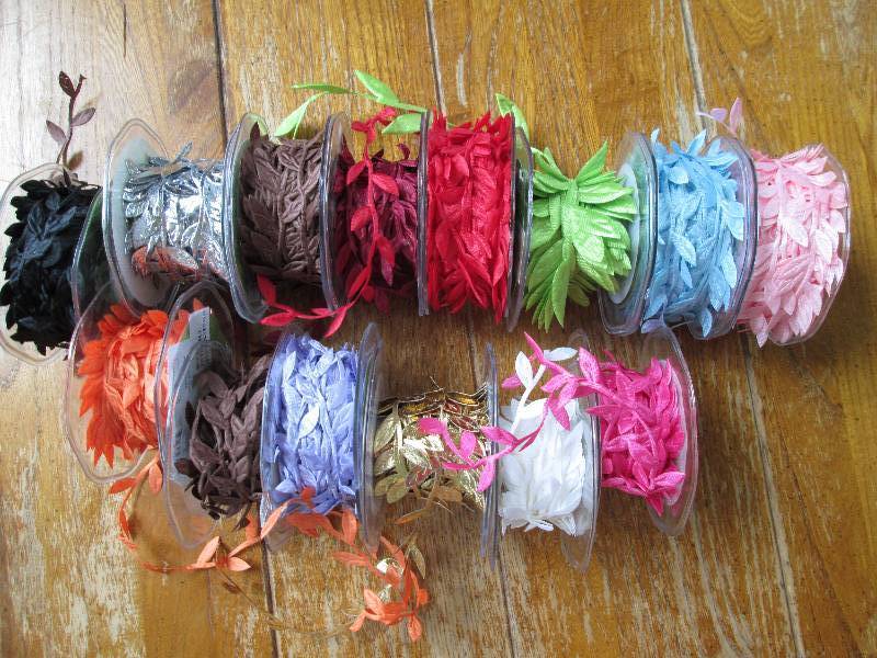 lot of 14 used leaf shaped ribbon s...