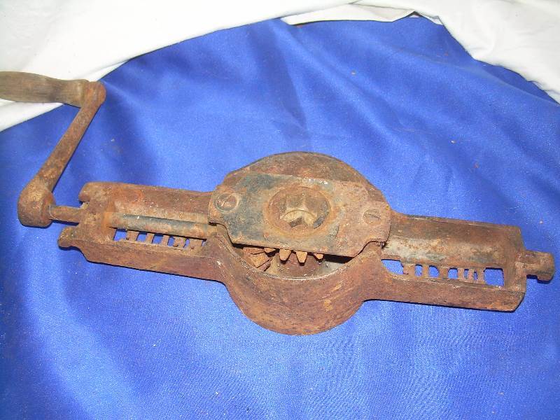 antique iron ice cream maker top