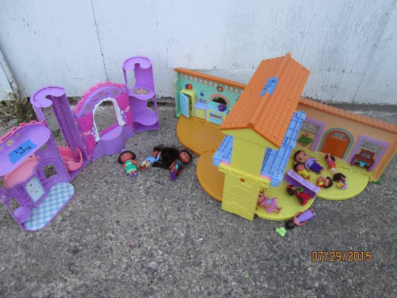 Dora The Explorer house, Disney Pri...