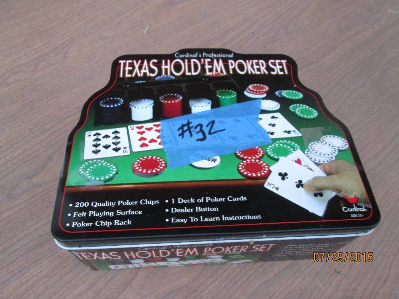 Texas Hold em chip set...