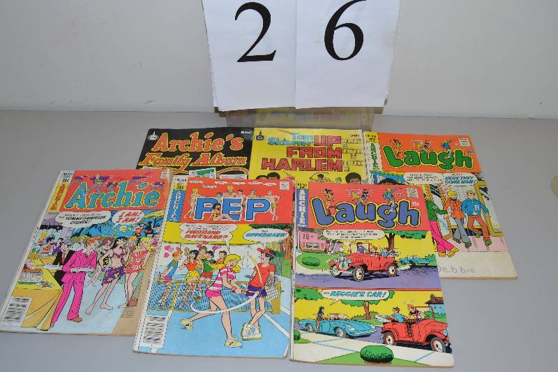 lot 26 image: Archie comic books
