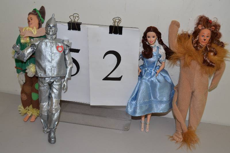 lot 52 image: Wizard of OZ dolls