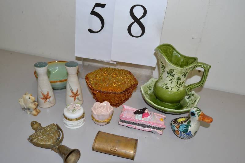 lot 58 image: Misc. Kitchenhousehold items