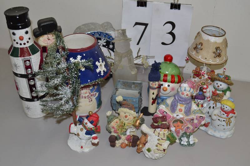 lot 73 image: Snowmen