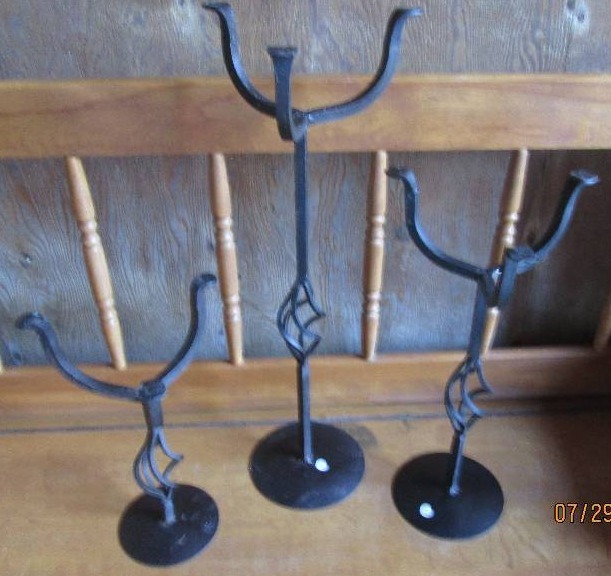 3 All metal holders...