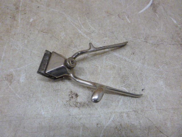 Vintage Hand Hair Trimmer