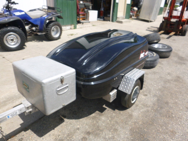 2005 MC Motorcycle Trailer