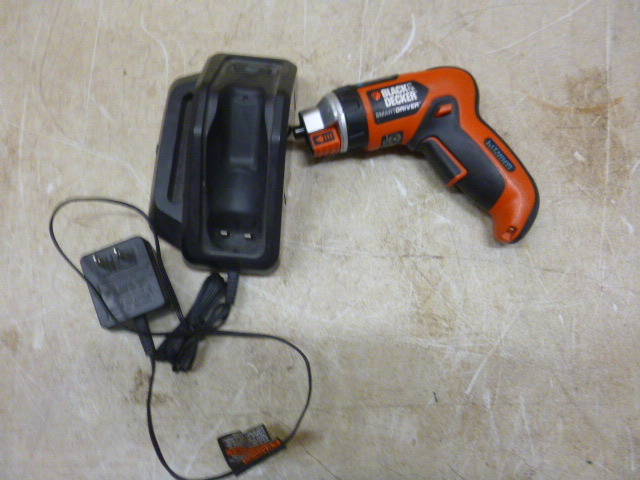 Black & Decker Smart Driver