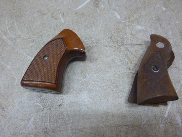 2 Wood Pistol Hand Grips