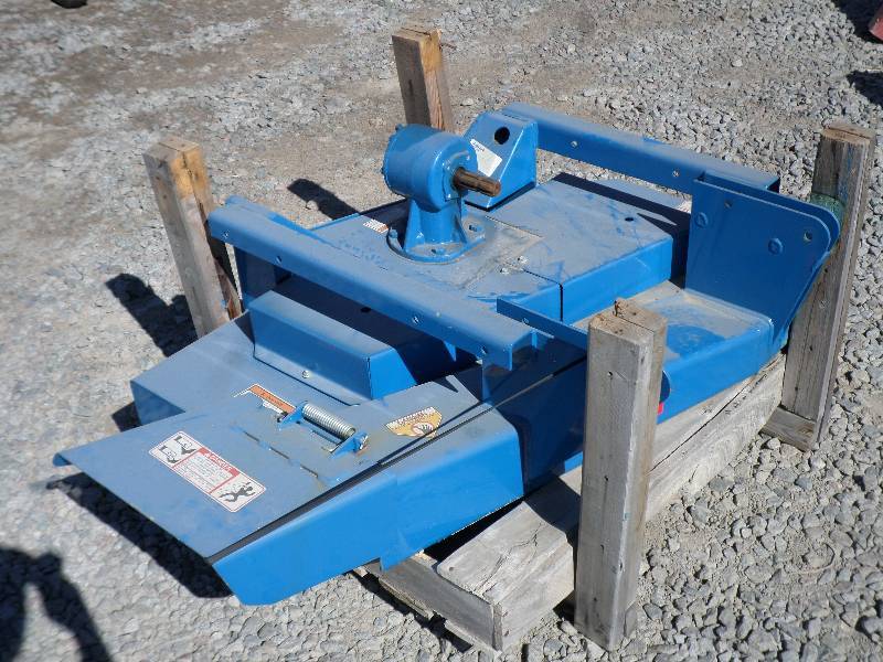 lot 3 image: New Holland 930B Finish Mower, 48 ...