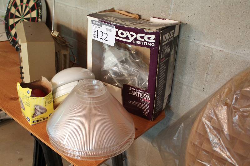 lot 122 image: Lighting Lot Including Plastic Light Covers (3) Lighting Lanterns And More.