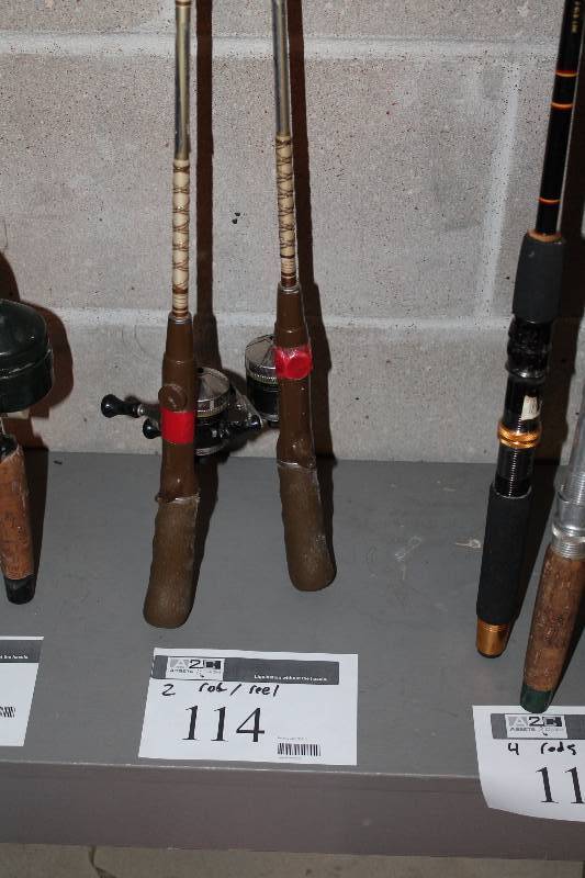 lot 114 image: Lot of (2) Fishing Rods wReels.