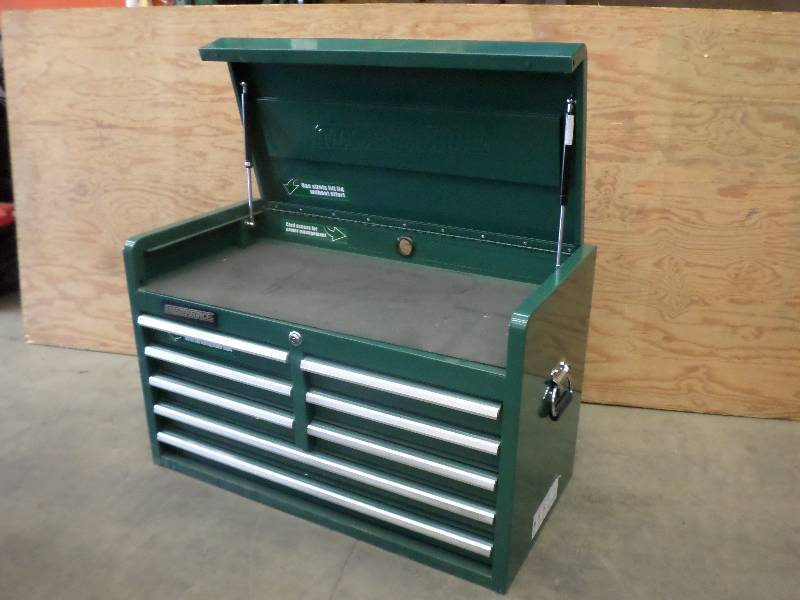 lot 15 image: MasterForce 8-Drawer Mechanics Tool...