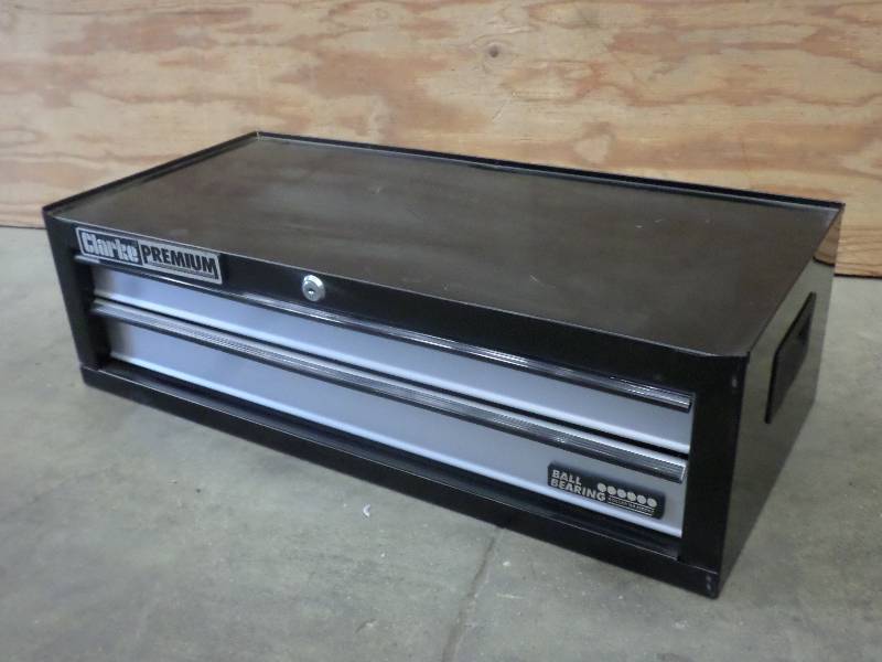 lot 17 image: Clarke Premium 2-Drawer Intermediat...