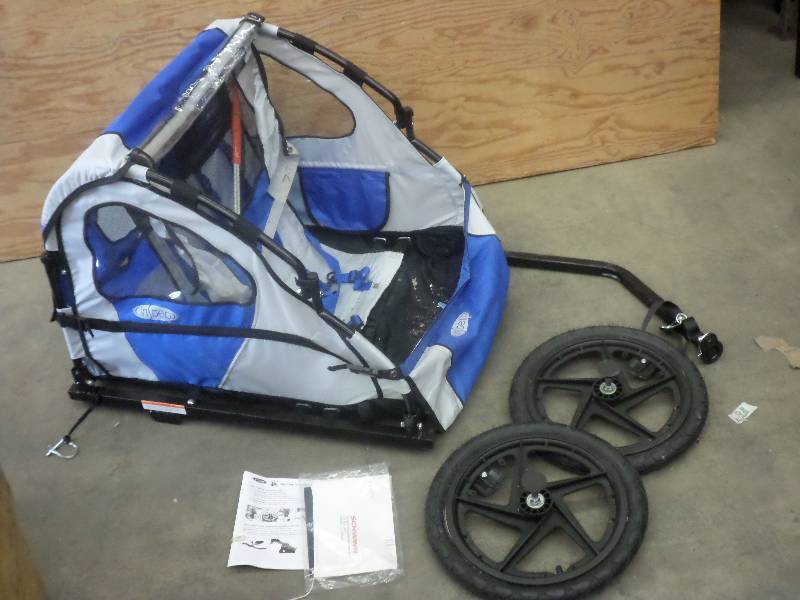 lot 23 image: New In-Step 2-Seater Toddler Bike T...