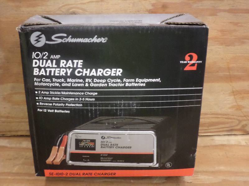 lot 38 image: New Schumacher 210 Amp 12Volt Batt...