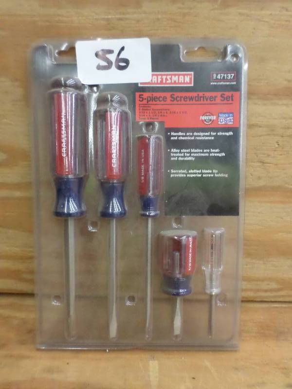 lot 56 image: New Craftsman 5-Piece Screwdriver S...