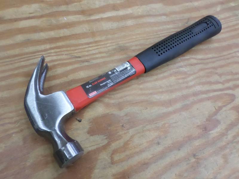 lot 61 image: Unused Tool Shop 16oz Claw Hammer ...