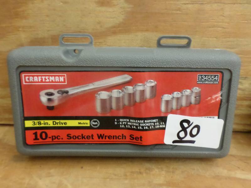 lot 80 image: New Craftsman 10-Piece 38-Drive M...