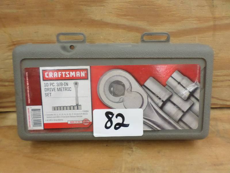 lot 82 image: New Craftsman 10-Piece 38-Drive M...