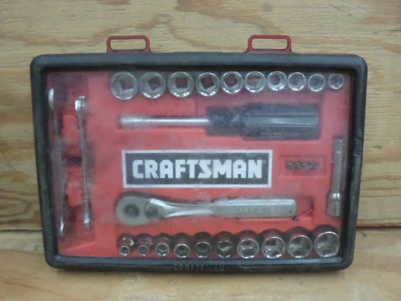 lot 88 image: New Craftsman 30-Piece Tool Set ...