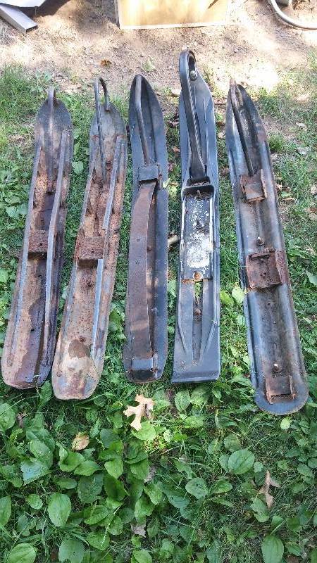 Snowmobile skis