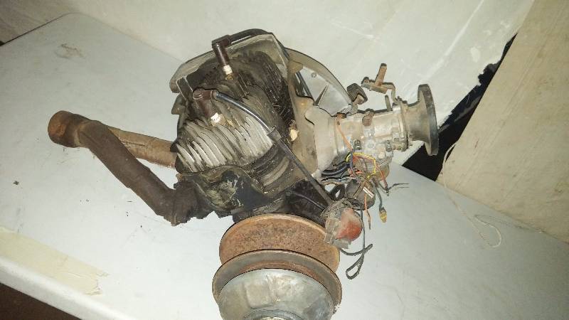 Snowmobile motor