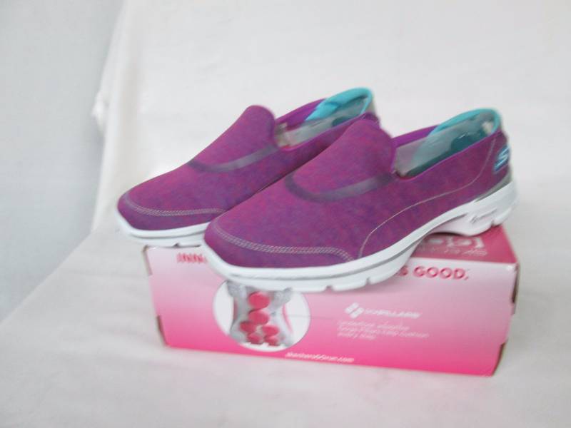 Skechers Womens GOWalk 3 Force Walking Shoe