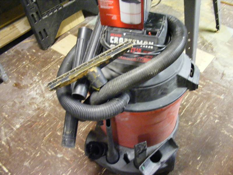 Craftsman Large WetDry Vac
