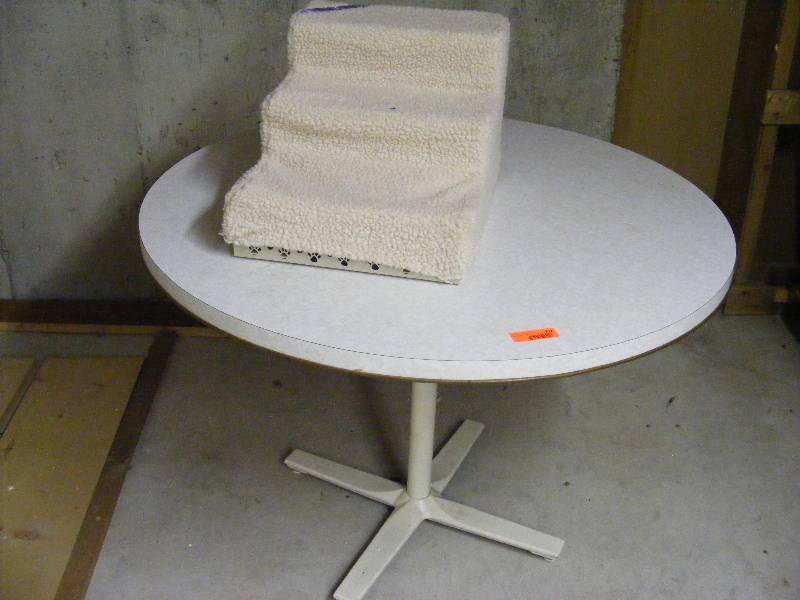 Doggie Steps and Round Table