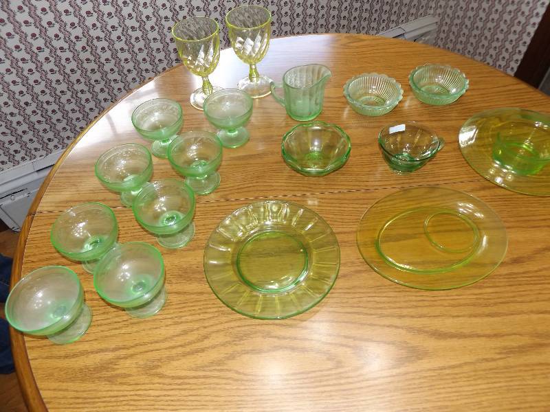 Green & Yellow depression glass, set of 8 goblets, 10 misc cups.