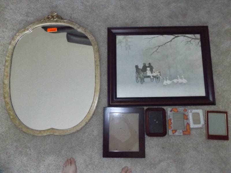 Medium mirror, wagongeese picture, 5 picture frames.