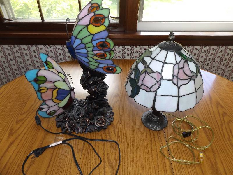 Pair of stained glass lamps (butterflies, flowers).