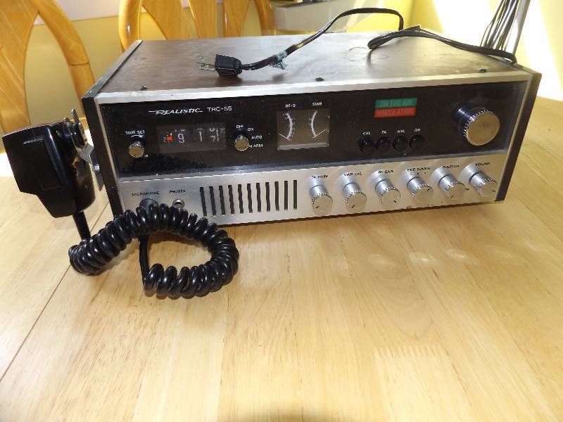 Realistic TRC-55 CB Radio.