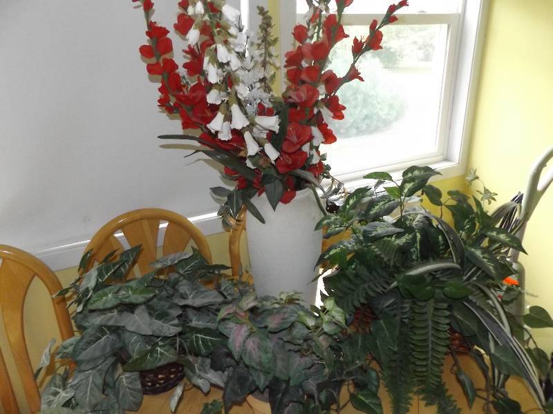 4 flower arrangements