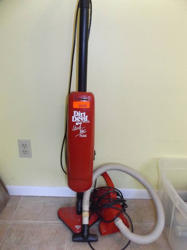 2 Dirt Devil vaccuums