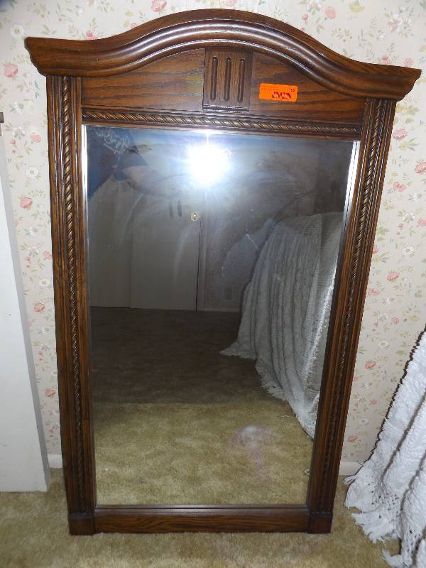 wall mirror