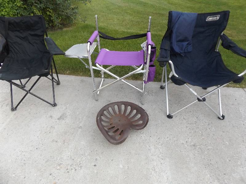 3 camp chairs and tractor seat
