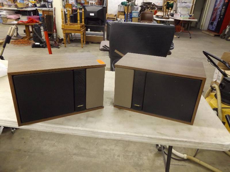 Pair of Bose Speakers 301 Series II