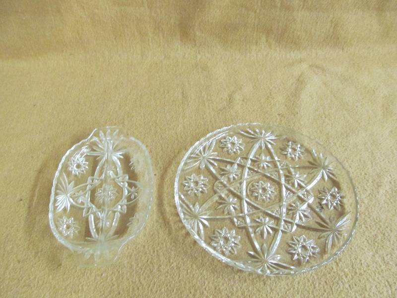 Glass serving platter