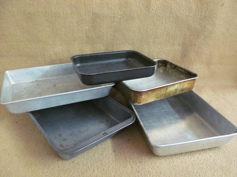 cake pans