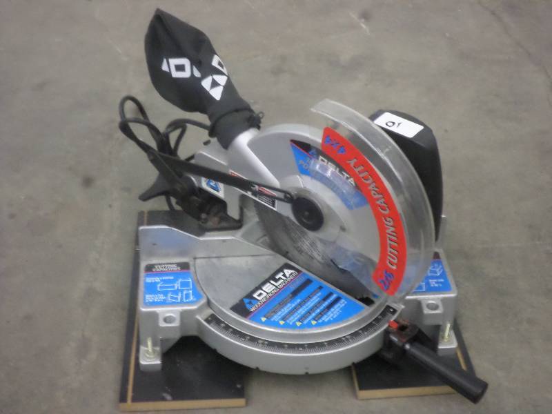 lot 10 image: Delta 10 Compound Miter Saw, Great...
