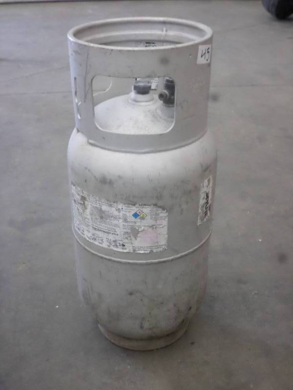 lot 45 image: (1) 30# Aluminum LP Tank ...