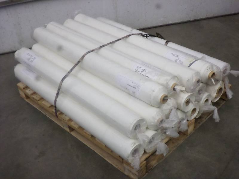lot 59 image: (19) Rolls Of Y44428 Duette Wall Co...
